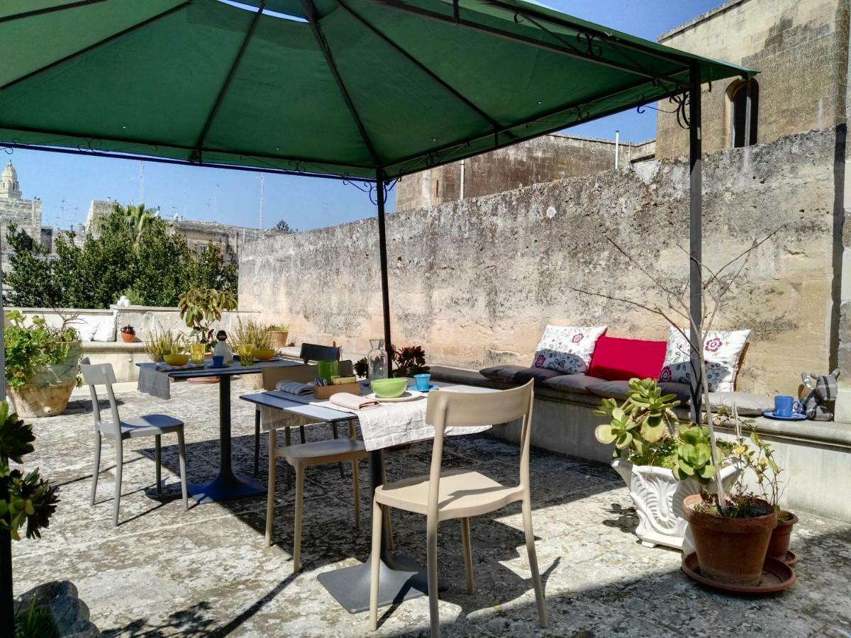 B&B La Casa Gialla Lecce Exterior photo